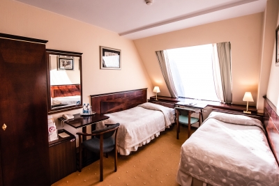 TWIN ECONOMIC ROOM